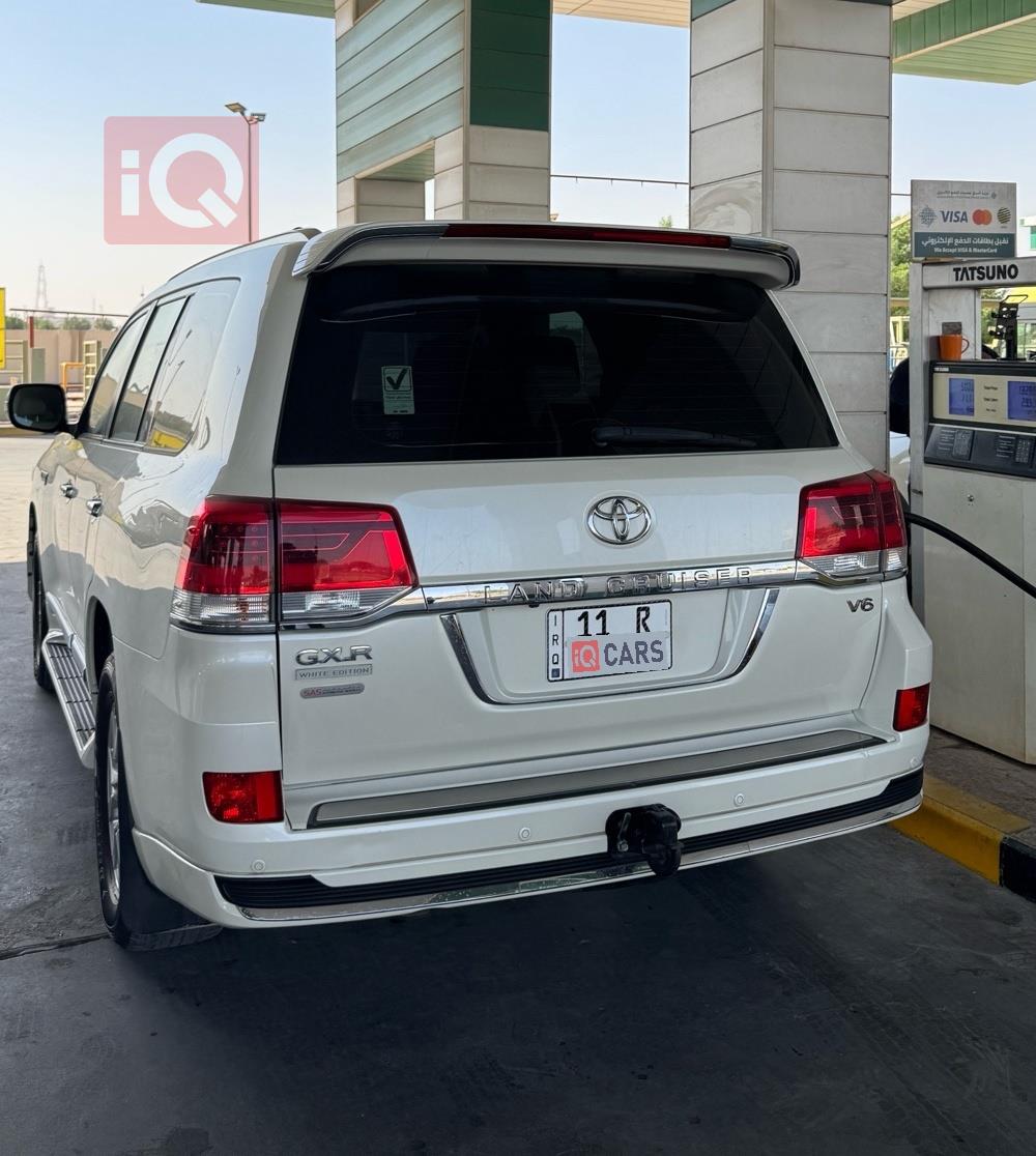 تويوتا لاندكروزر